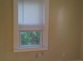 101 Kensington Ave, Springfield, MA 01108