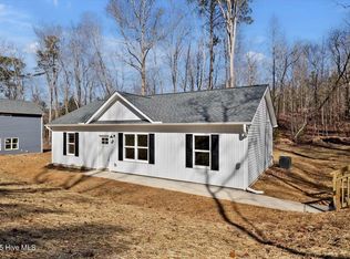 604 E Pope St, Dunn, NC 28334