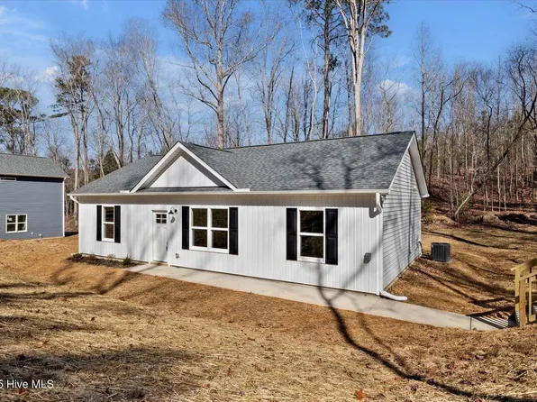 604 E Pope Street, Dunn, NC 28334