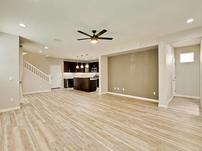 309 Rayos Del Sol Dr — Photo 13