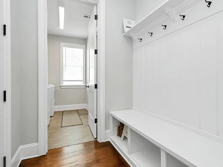 136 Preston Rd — Photo 33