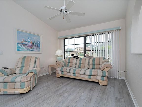 4th image of 18258 Grace Ave