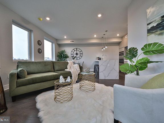 4th image of 1401-5 Frankford Ave #312