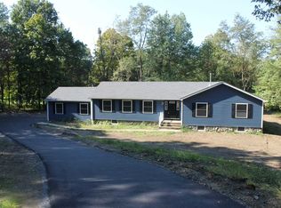 637 Willow Brook Rd, Clinton Corners, NY 12514