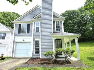 1261 Woodstream Dr, Lawrenceville, GA 30044