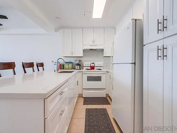 5th image of 4667 Ocean Blvd Unit 311