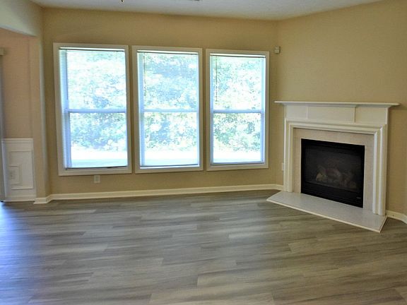 2nd image of 4389 Annlette Dr