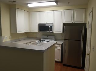 2495 Angeline Dr APT 103, Herndon, VA 20171