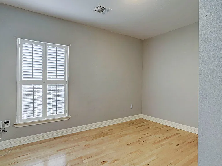 4210 Marina St — Photo 11