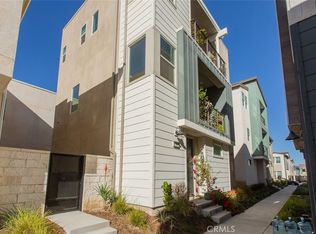 27418 Pioneer Ct, Valencia, CA 91381