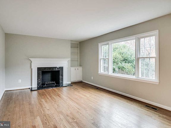 5th image of 9231 Bailey Ln