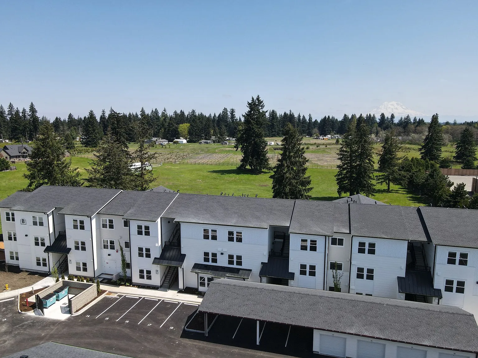 Nisqually Landing Apartments — Photo 2