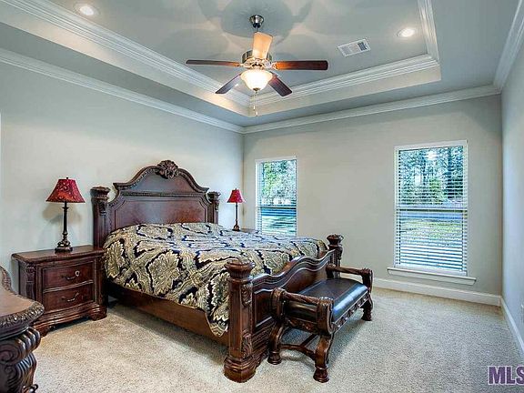5th image of 18088 River Landing Dr