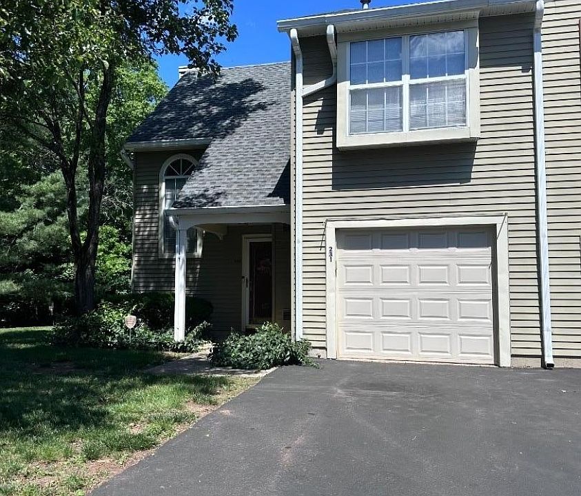 1st image of 231 Mcauliffe Ct