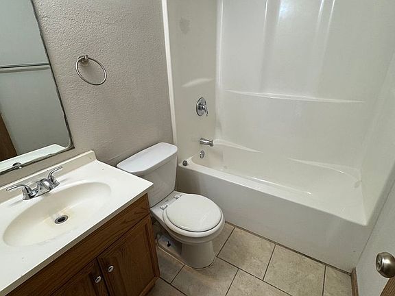 3rd image of 4383 W Bellview Dr APT A