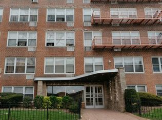 214 E 7th St #2Z, Brooklyn, NY 11218
