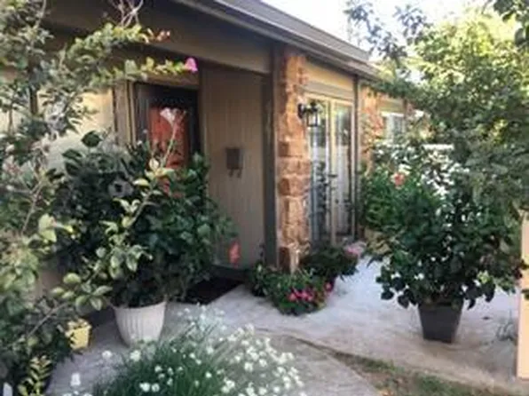 6183 S Zunis Ave, Tulsa, OK 74136