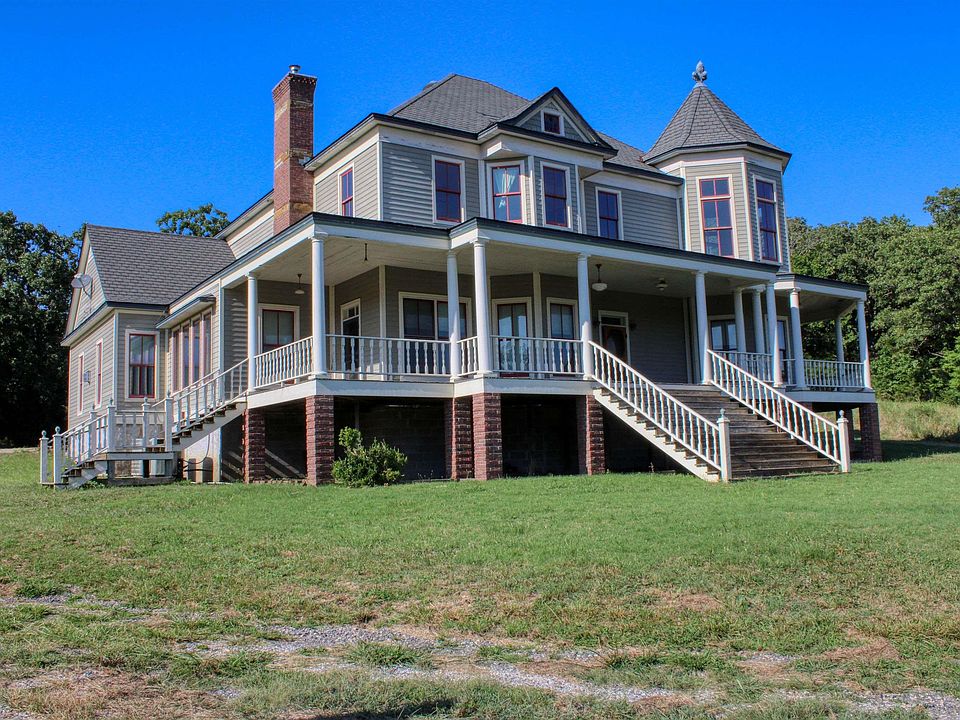 1st image of 897 Rail Rd