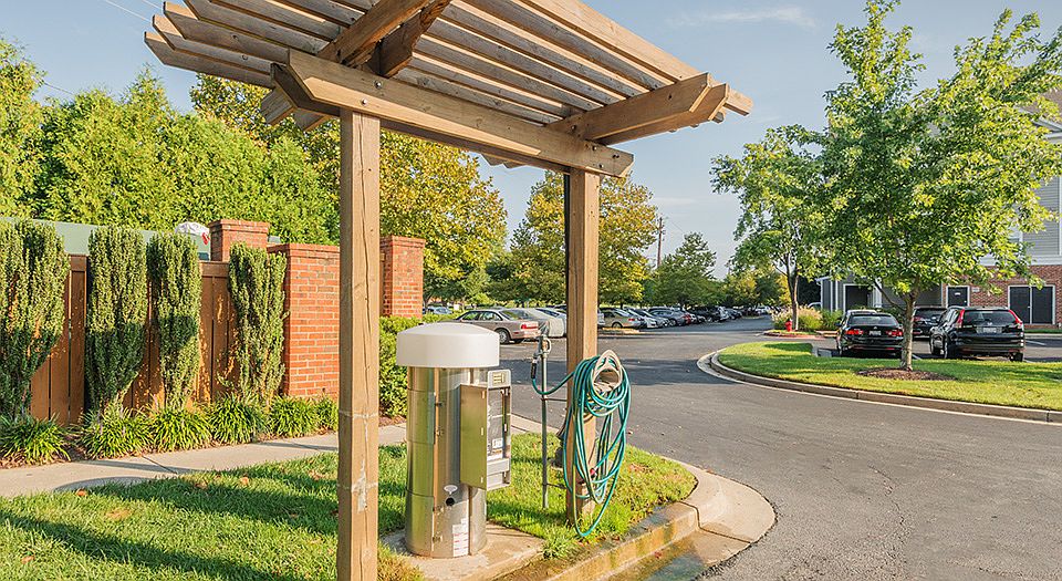 Post Fallsgrove Apartment Rentals Rockville, MD Zillow