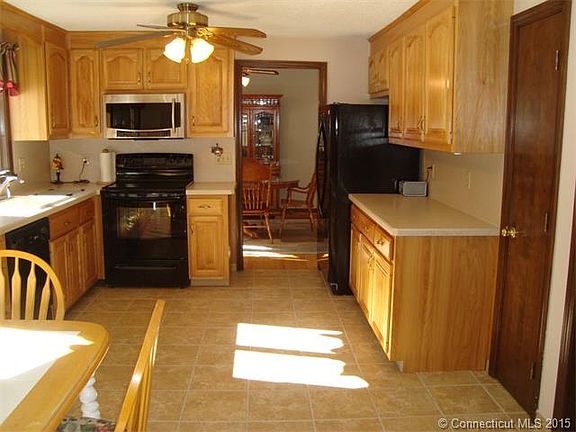 Roomy Eat-In Kitchen