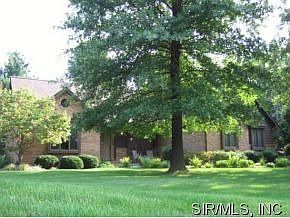 5th image of 17 Pineridge Ct