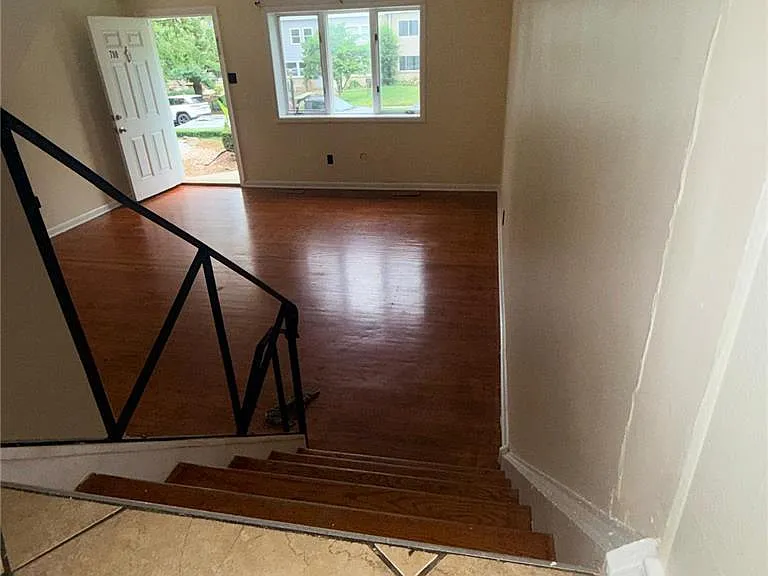 780 Mohawk St — Photo 17