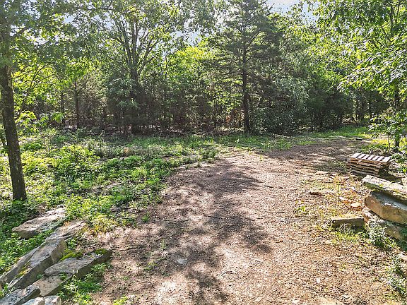 4th image of 14295 Blue Mountain Rd