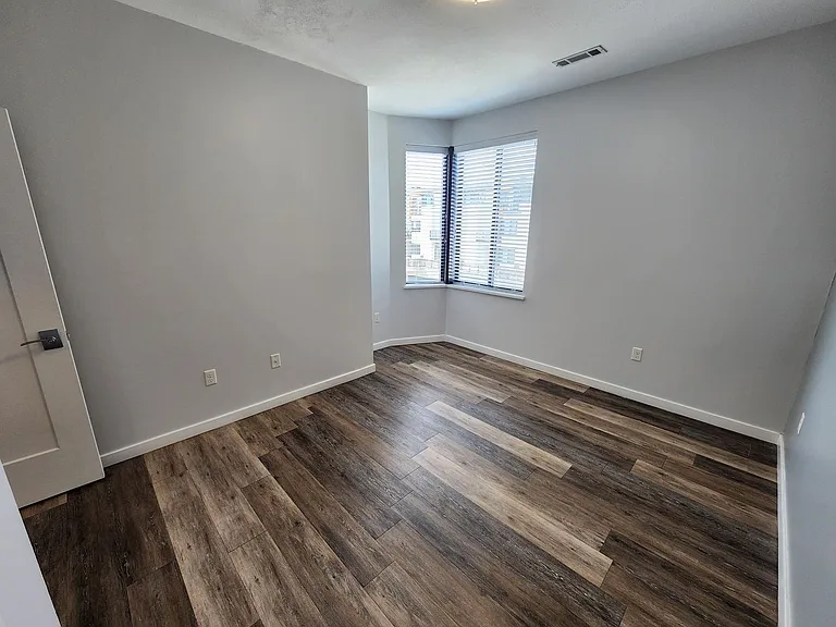 River Rock Apartments — Photo 148