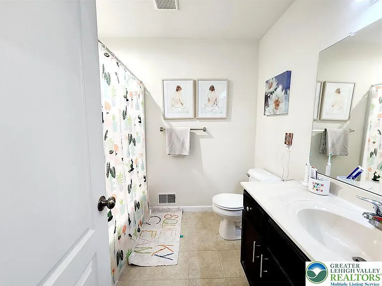 4620 Woodbrush Way — Photo 36