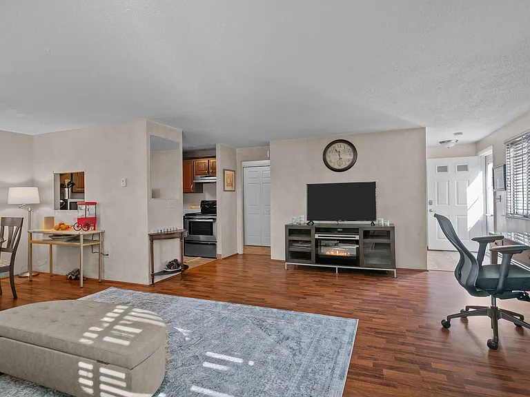 66 Girard Ave #409 — Photo 4
