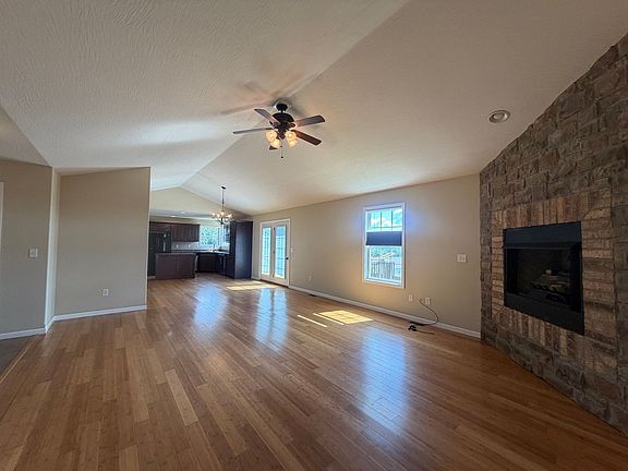 4th image of 161 Lyle Curtis Cir