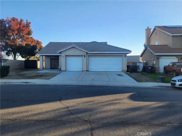 28455 Red Apple Rd, Menifee, CA 92585