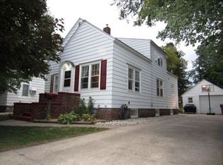 1033 Smith St, Stevens Point, WI 54481