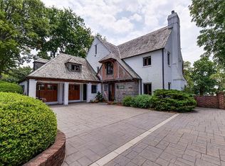 22 Museum Dr, Newport News, VA 23601