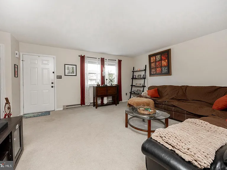 65 Pennypacker Dr — Photo 10