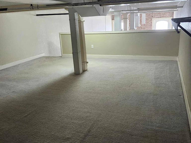 224 N 4th St #406 — Photo 6