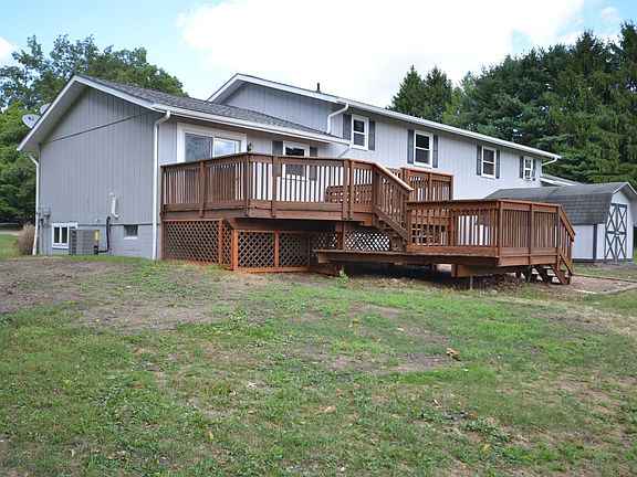 2nd image of 1758 Meadowlark Dr