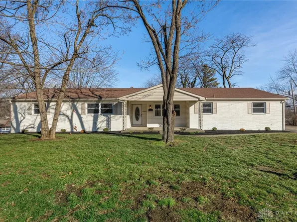 224 Prague Ct, Dayton, OH 45458