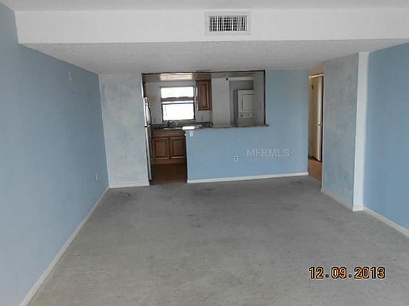3rd image of 7050 Sunset Dr S APT 1403