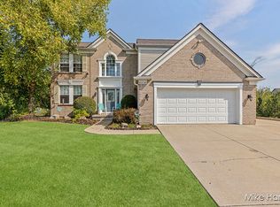 8534 Green Valley Rd SE, Caledonia, MI 49316