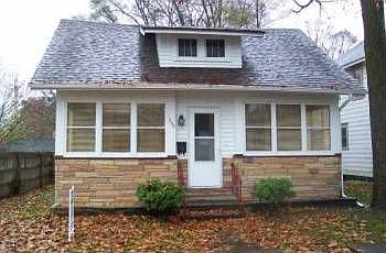 1st image of 1342 N Adams St