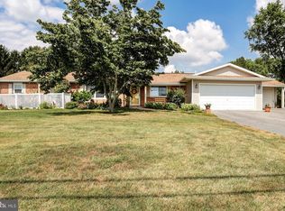 1515 Fisher Rd, Mechanicsburg, PA 17055