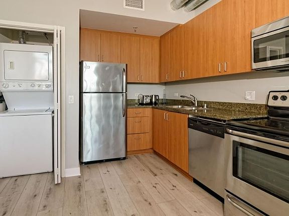 2nd image of 1080 Park Blvd Unit 509