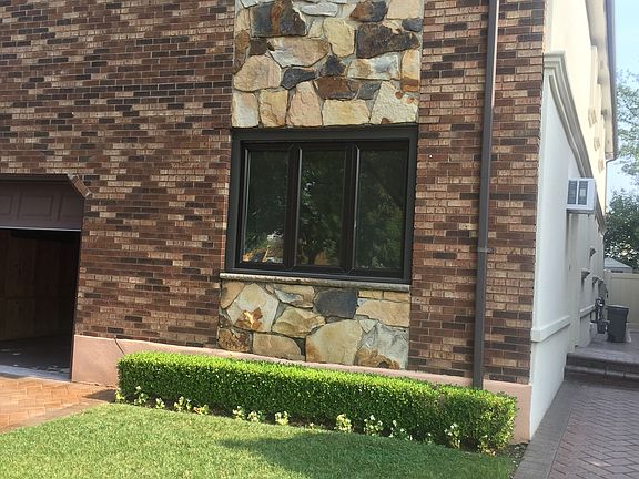 3rd image of 105 Kelly Blvd