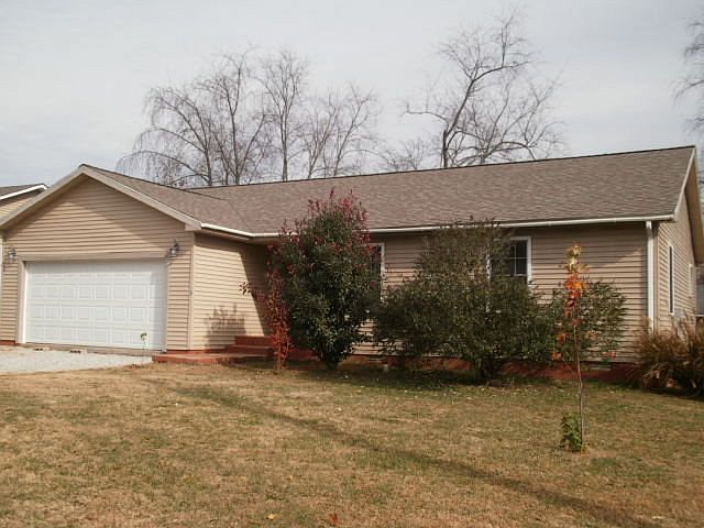 1st image of 108 Joe Montgomery Ct