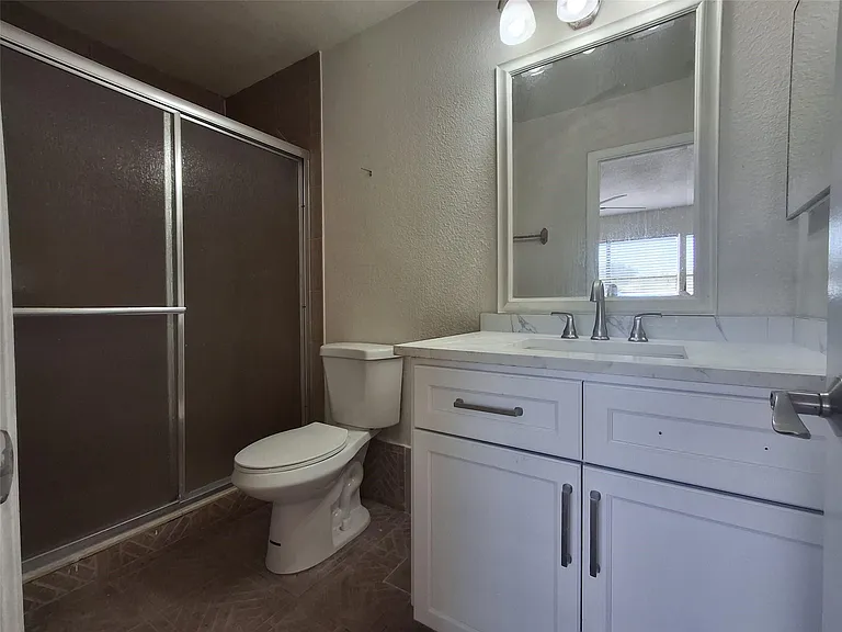 11096 Royal Palm Blvd — Photo 9