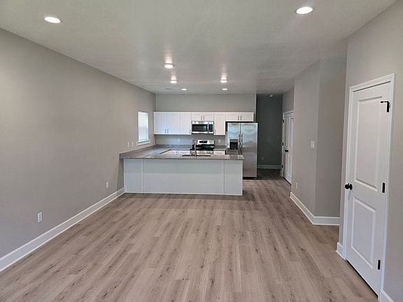 2215 Perry 2_06092025