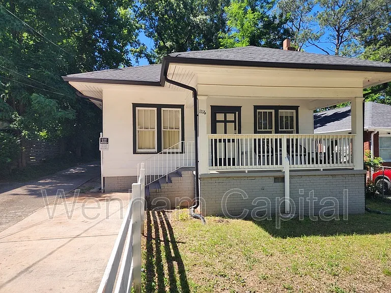 1116 Montreat Ave SW — Photo 2