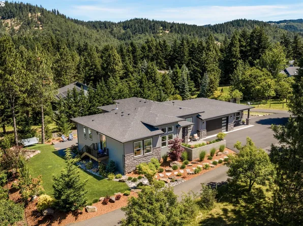 1105 Loganberry Ln, White Salmon, WA 98672