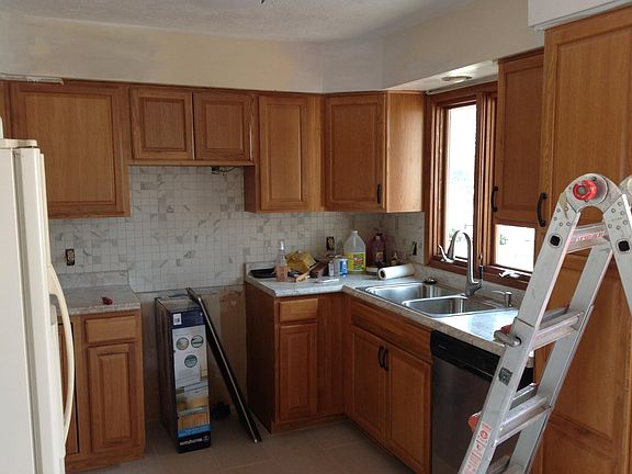 4th image of 6218 N 114th St